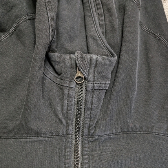 Lululemon Jacket Women's 6 Black Hood Full Zip Luon Back Vent Mesh Thumbholes - Picture 7 of 10